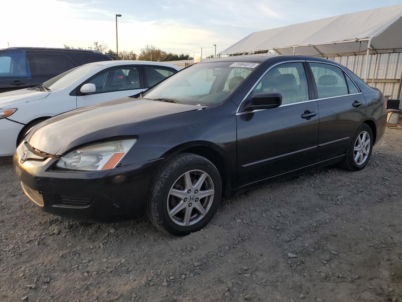 Изображение 1 2004 HONDA ACCORD EX 2004 с VIN 1HGCM66524A074643