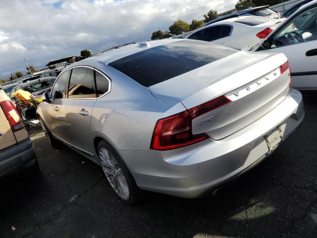 Obraz 2 z 2018 VOLVO S90 T5 MOMENTUM 2018 z VIN LVY982AK8JP016234