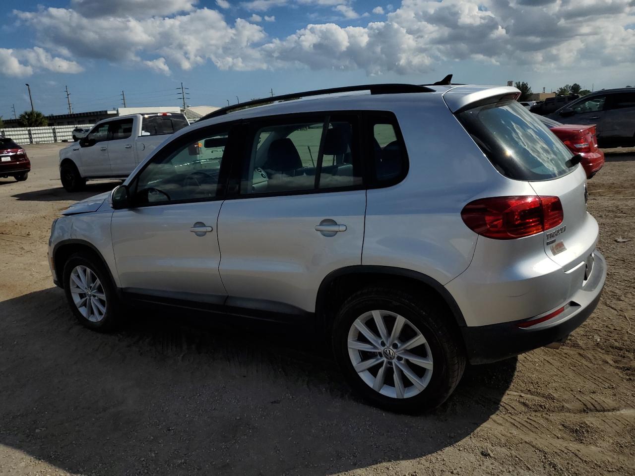 Image 2 of 2017 VOLKSWAGEN TIGUAN S 2017 with VIN WVGAV7AX3HK047612