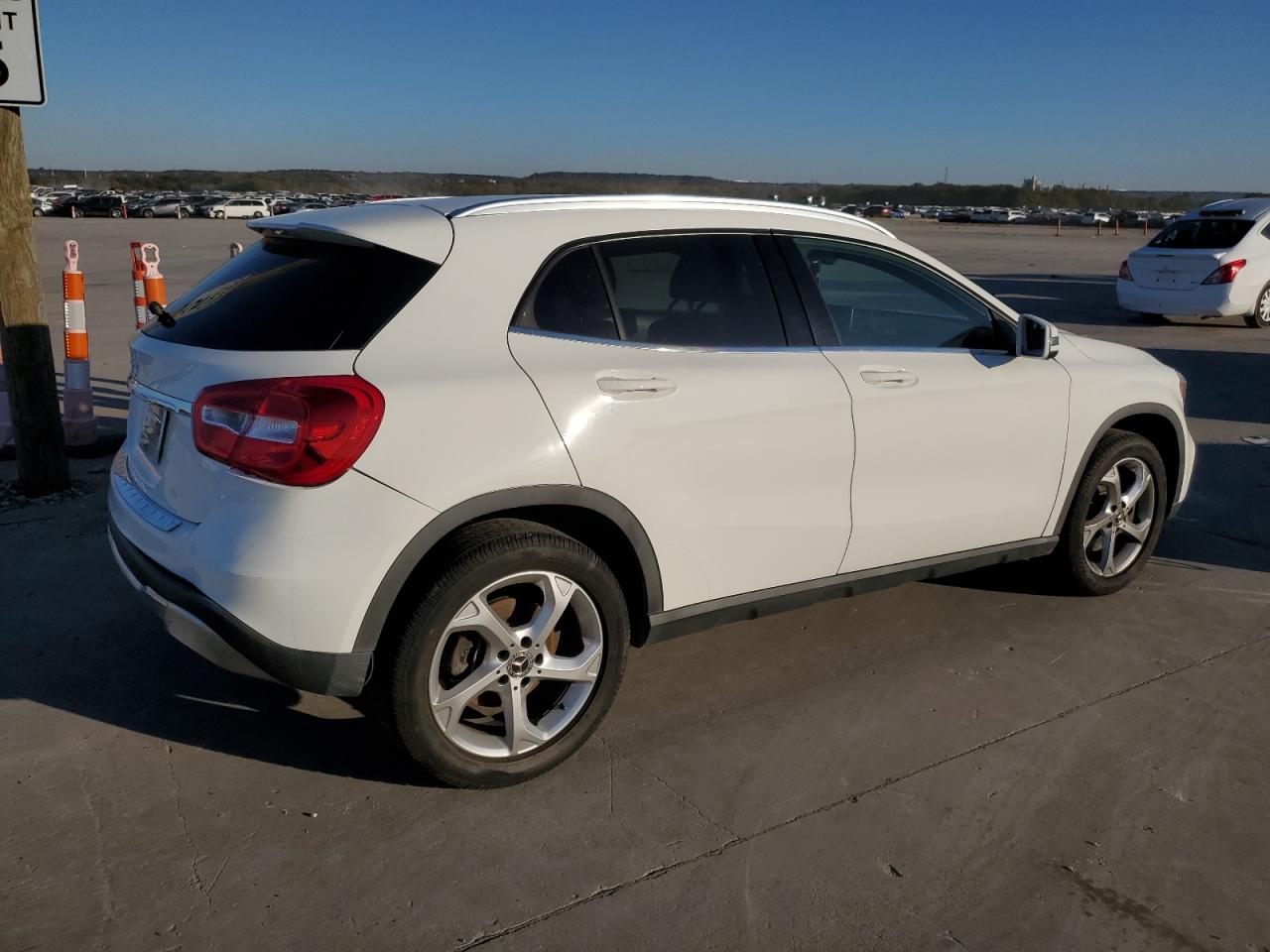 Изображение 3 2020 MERCEDES-BENZ GLA 250 2020 с VIN WDCTG4EB8LU027657