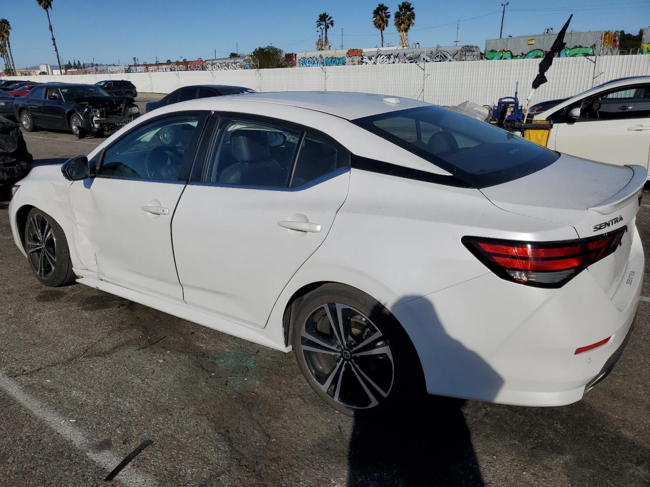 Изображение 2 2021 NISSAN SENTRA SR 2021 с VIN 3N1AB8DV2MY213274