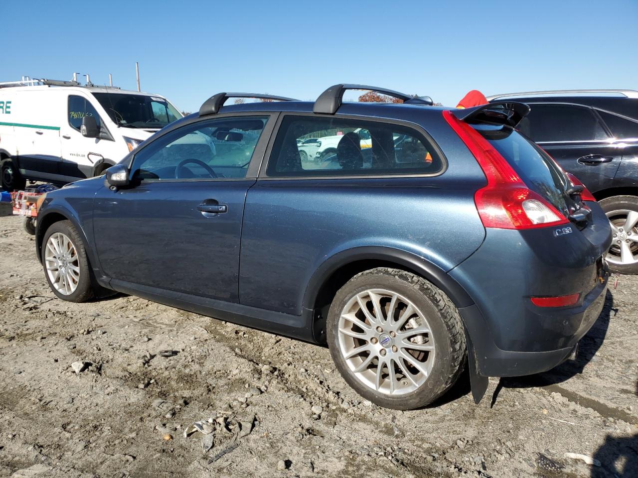 Image 2 of 2011 VOLVO C30 T5 2011 with VIN YV1672MK2B2209772