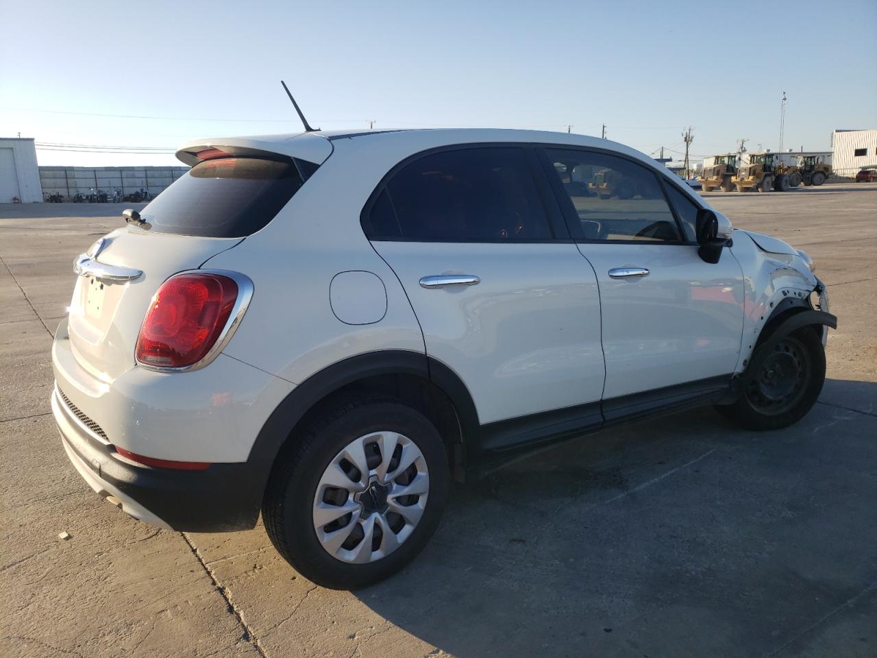 Изображение 3 2018 FIAT 500X POP 2018 с VIN ZFBCFXAB1JP668471