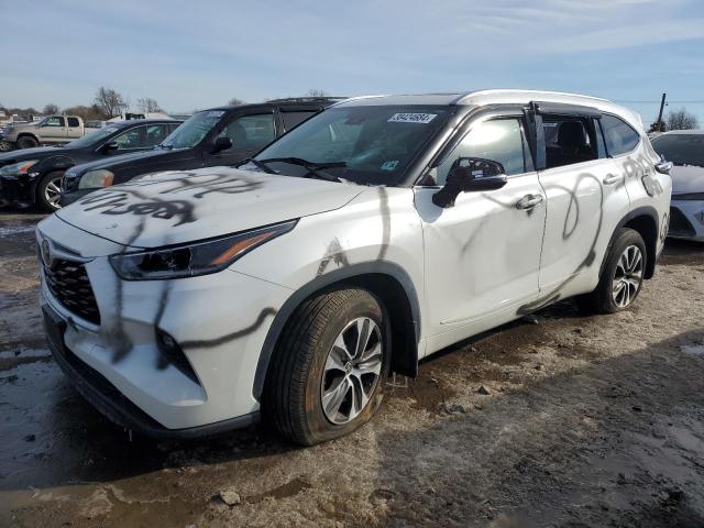 Изображение 1 2021 TOYOTA HIGHLANDER XLE 2021 с VIN 5TDGZRBH3MS114847