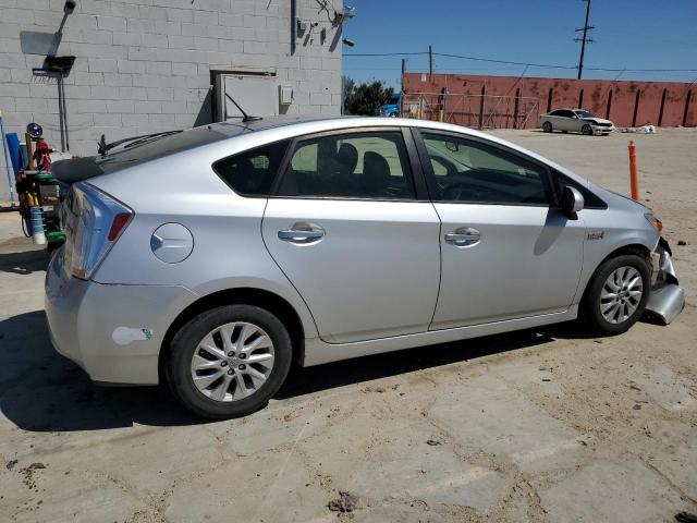 Image 3 of 2012 TOYOTA PRIUS PLUG-IN  2012 with VIN JTDKN3DP8C3001712