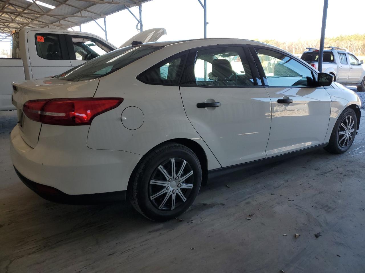 Image 3 of 2017 FORD FOCUS S 2017 with VIN 1FADP3E2XHL201736