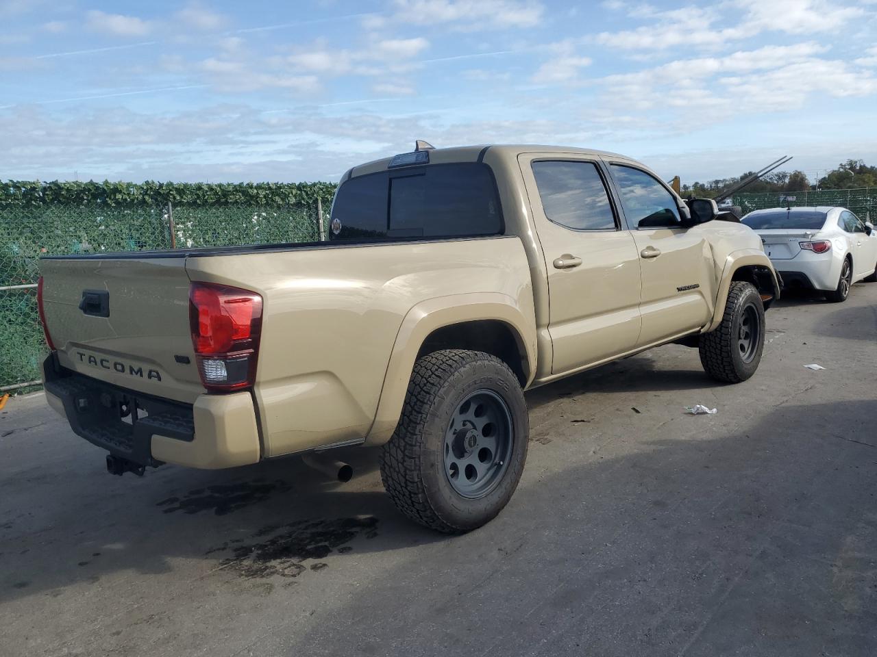 Изображение 3 2019 TOYOTA TACOMA DOUBLE CAB 2019 с VIN 3TMCZ5AN3KM232165