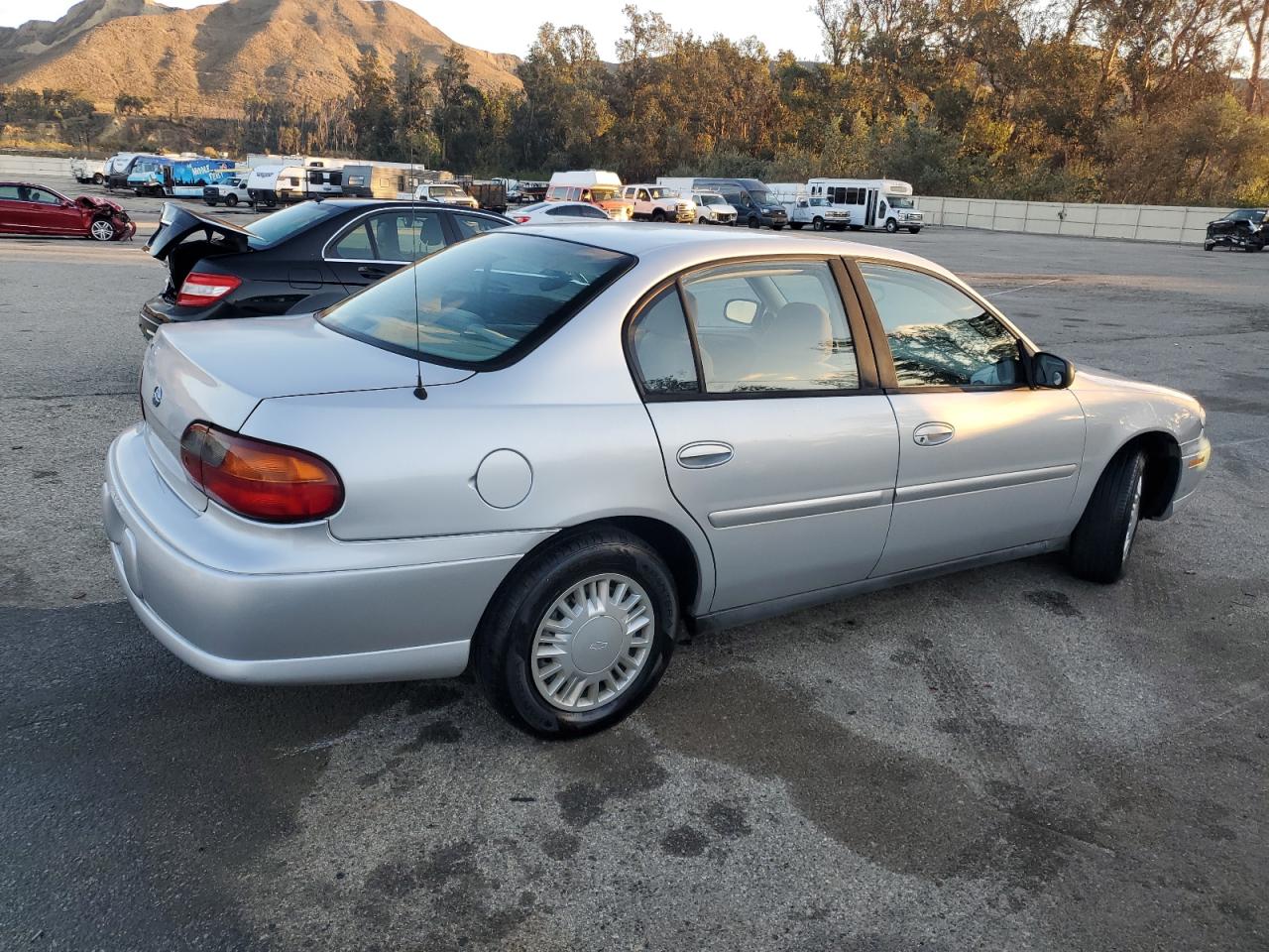 Изображение 3 2005 CHEVROLET CLASSIC  2005 с VIN 1G1ND52F65M154214