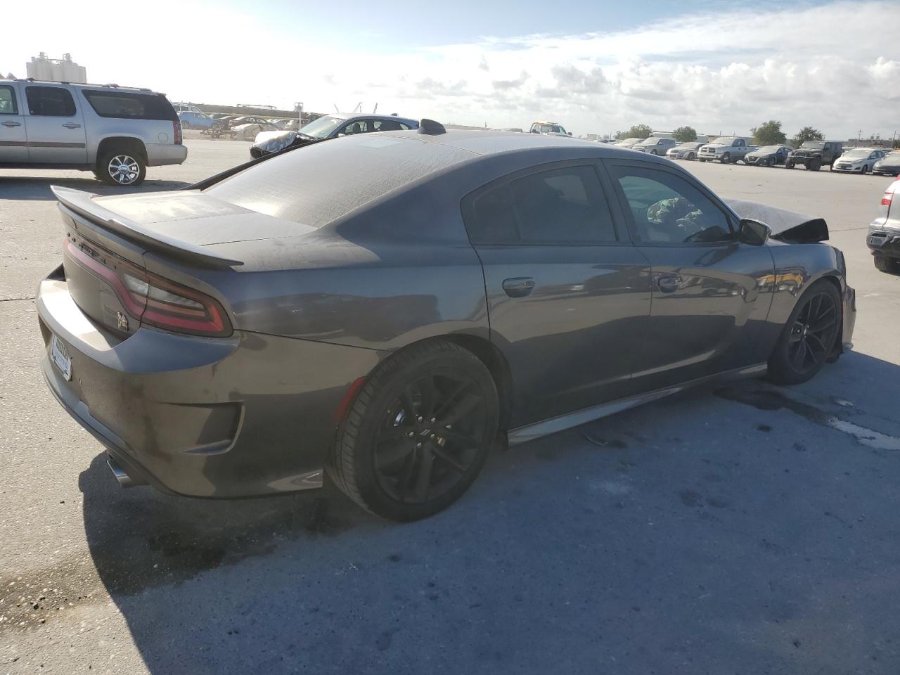 Image 3 of 2019 DODGE CHARGER SCAT PACK 2019 with VIN 2C3CDXGJ9KH753456