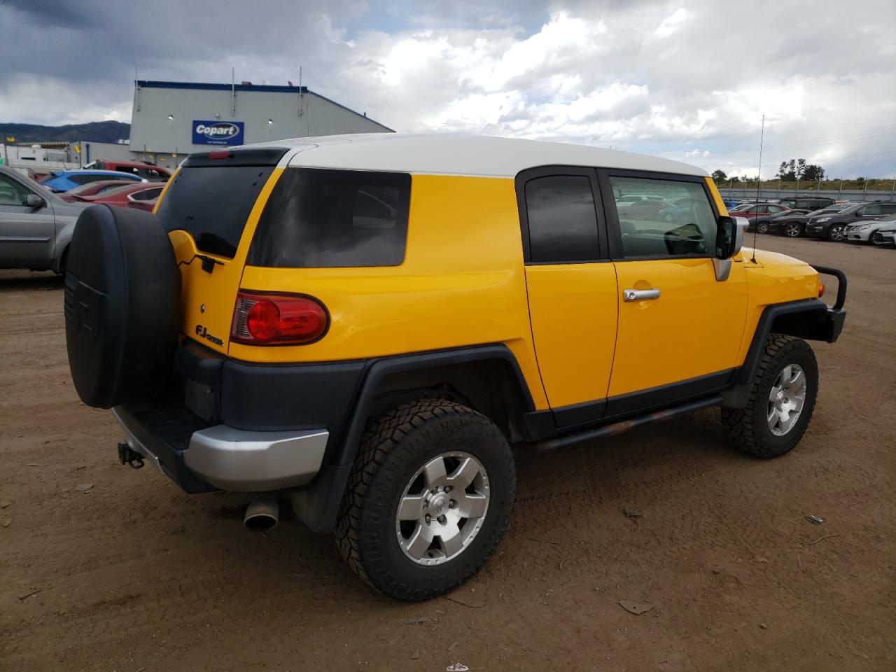 Изображение 3 2007 TOYOTA FJ CRUISER  2007 с VIN JTEBU11F470076428