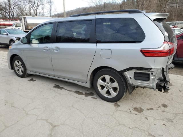 Obraz 2 z 2020 TOYOTA SIENNA LE 2020 z VIN 5TDKZ3DC2LS061534