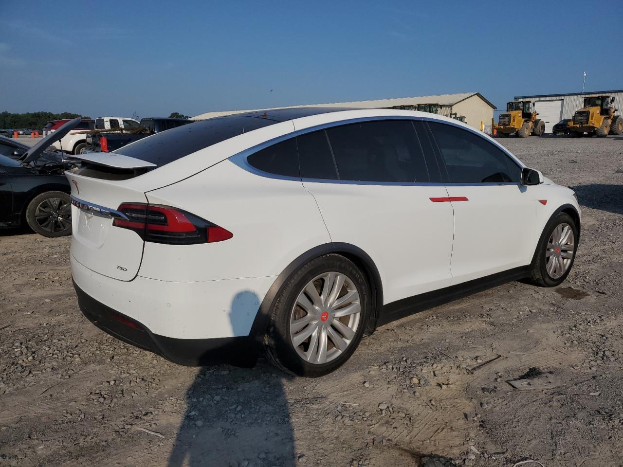 Obraz 3 z 2016 TESLA MODEL X  2016 z VIN 5YJXCBE24GF014653