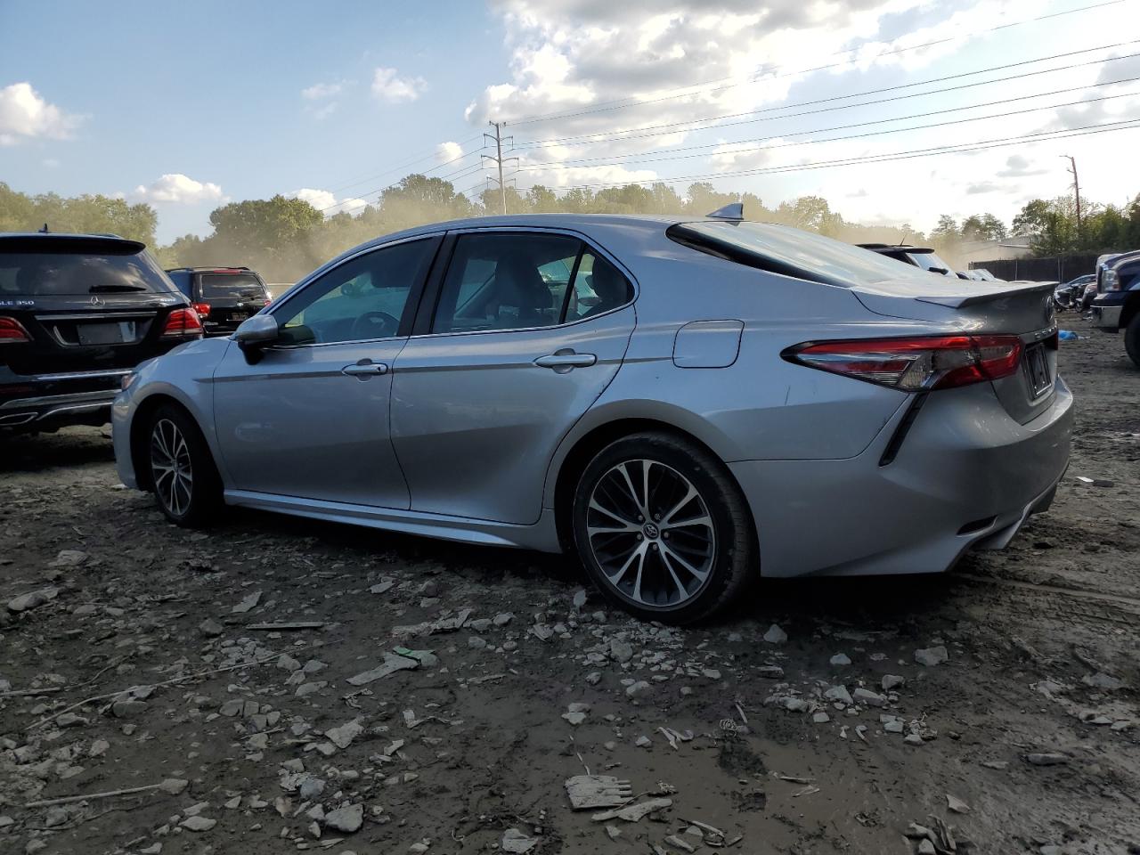 Изображение 2 2019 TOYOTA CAMRY L 2019 с VIN 4T1B11HK1KU225939