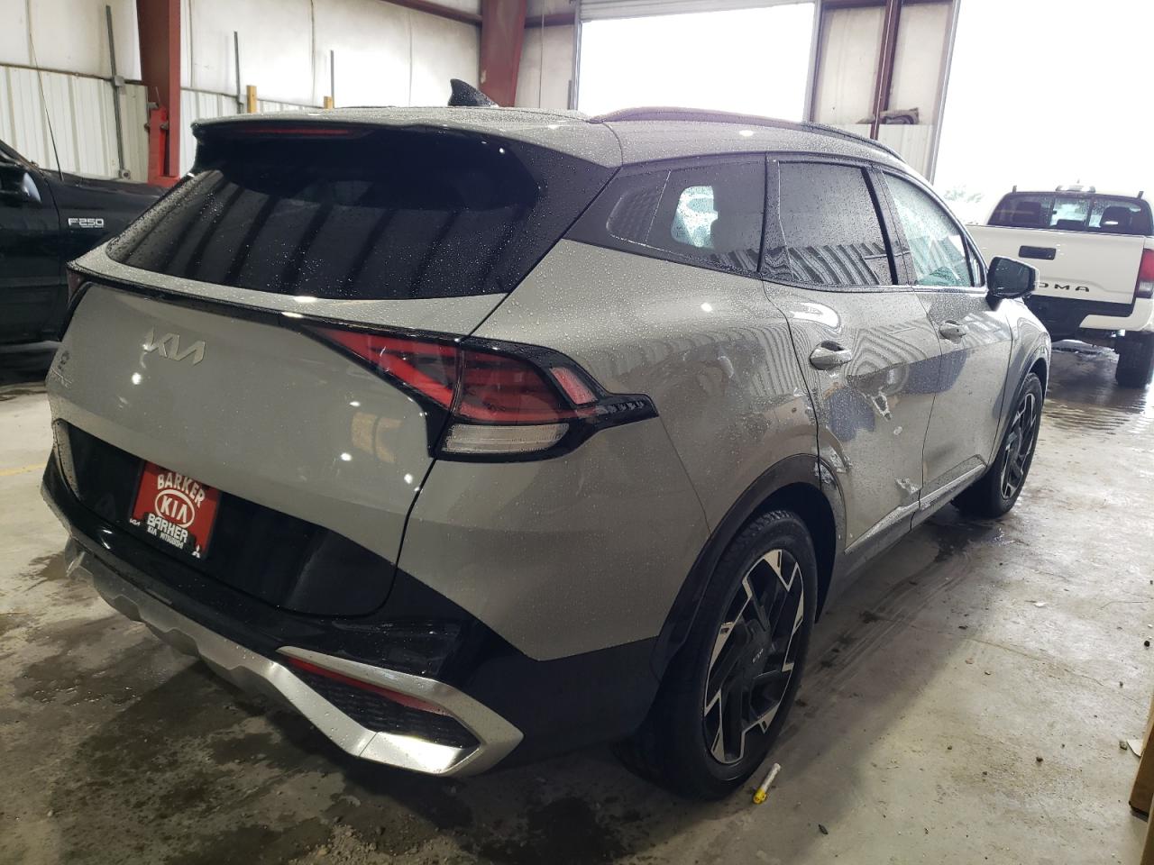 Image 3 of 2024 KIA SPORTAGE SX PRESTIGE 2024 with VIN 5XYK53DF8RG152318