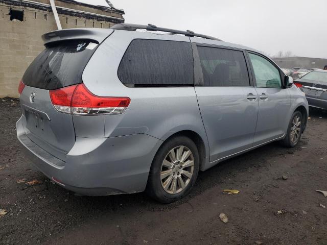 Image 3 of 2014 TOYOTA SIENNA XLE 2014 with VIN 5TDDK3DCXES091882