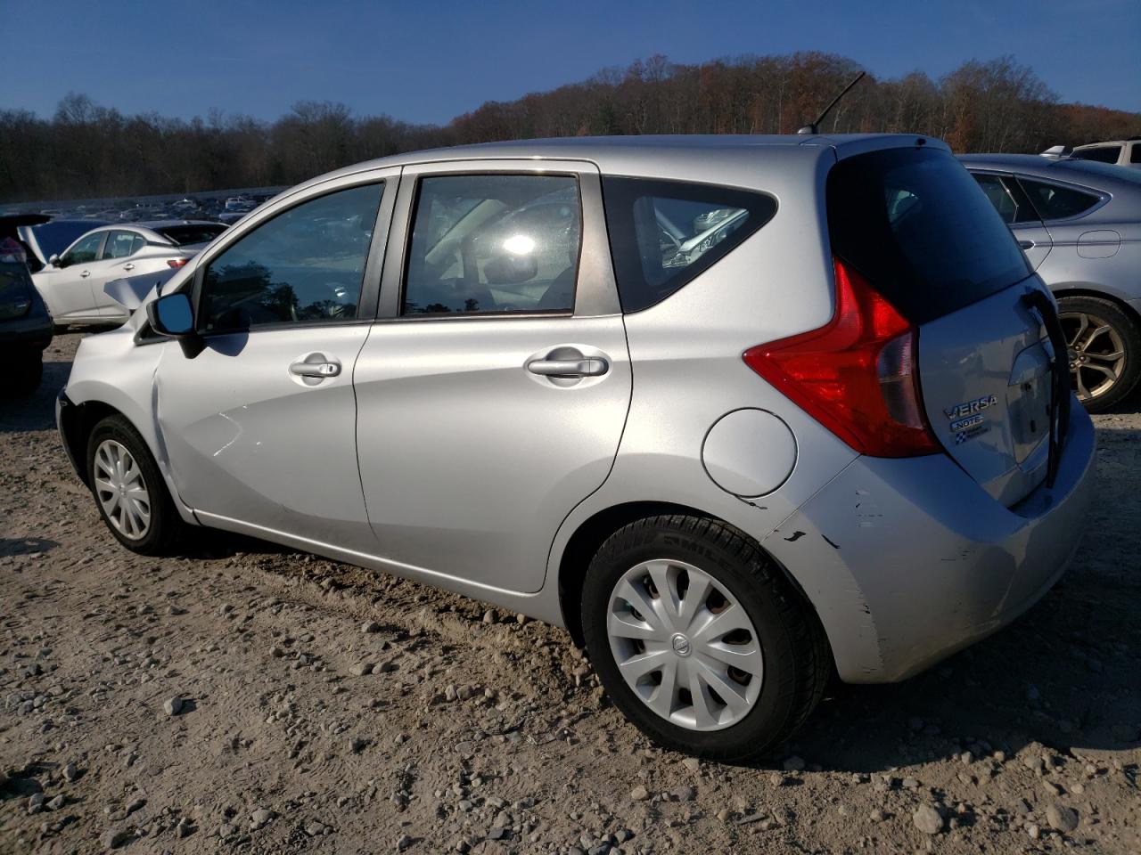 Obraz 2 z 2015 NISSAN VERSA NOTE S 2015 z VIN 3N1CE2CP7FL401496