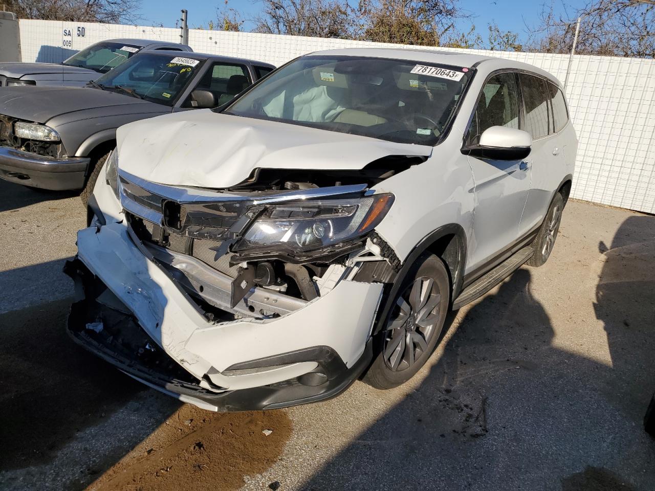 Image 1 of 2020 HONDA PILOT EXL 2020 with VIN 5FNYF6H51LB037097