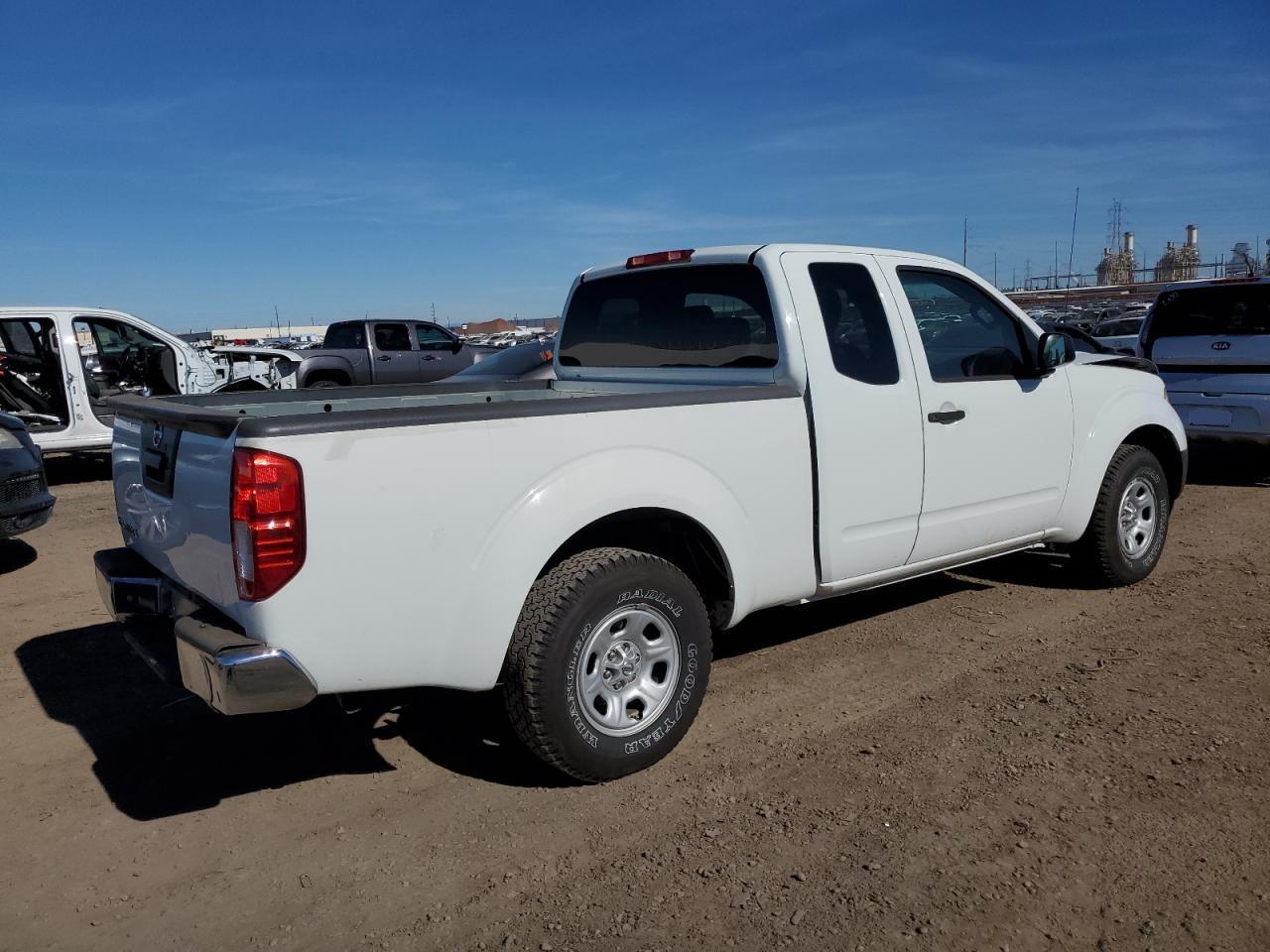 Image 3 of 2013 NISSAN FRONTIER S 2013 with VIN 1N6BD0CT0DN759112