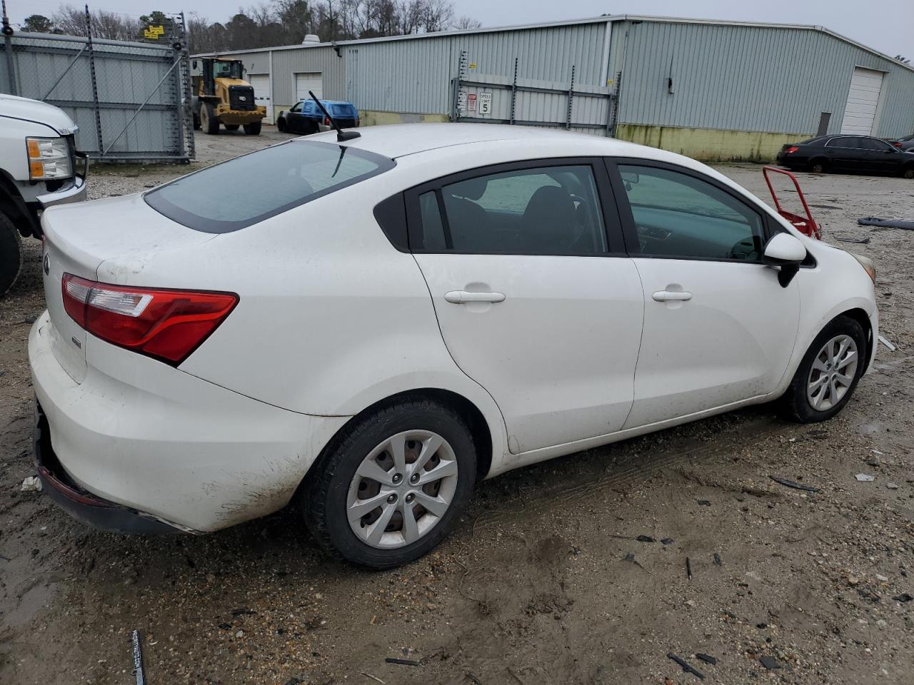 Image 3 of 2017 KIA RIO LX 2017 with VIN KNADM4A30H6104791