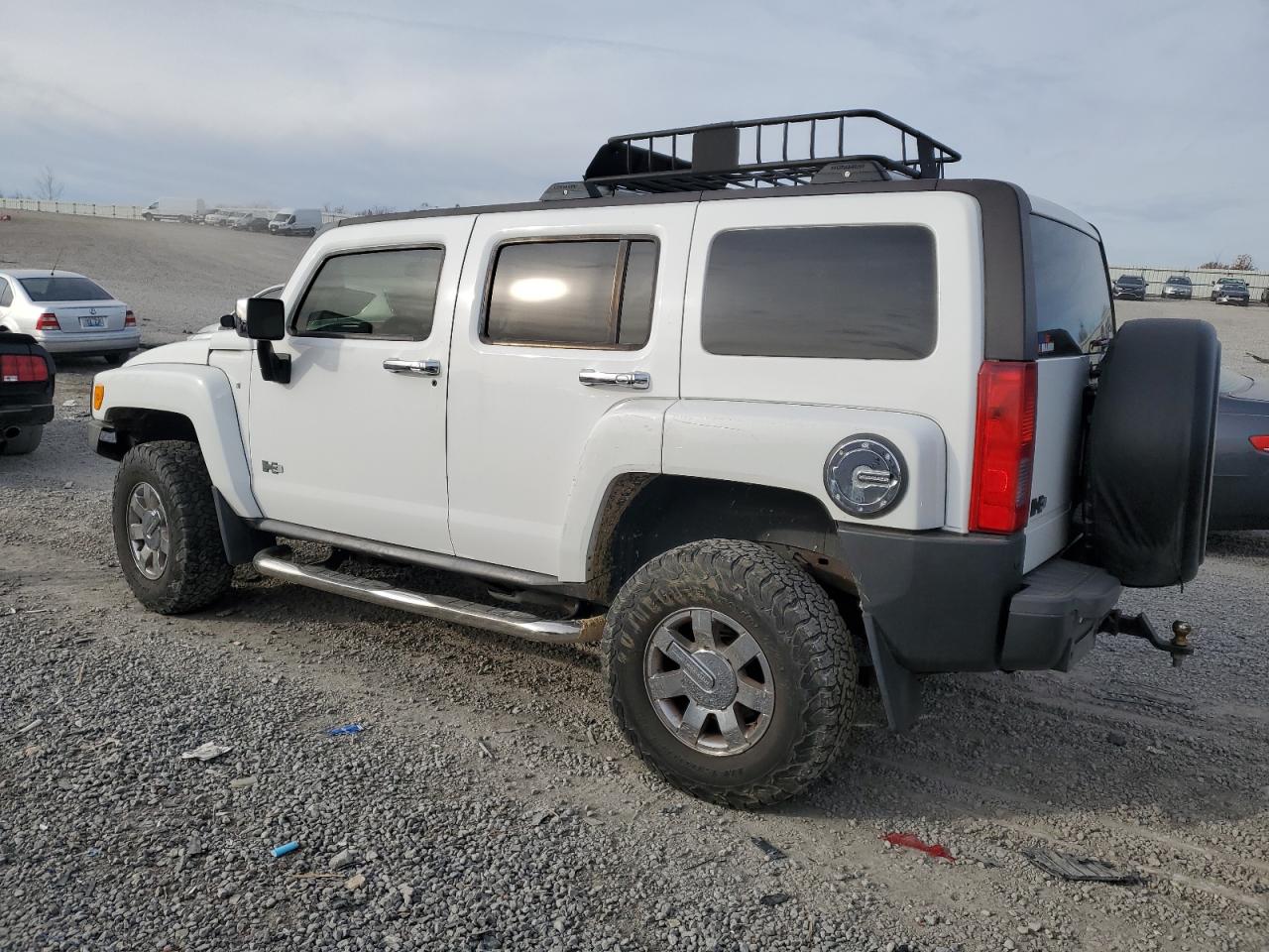 Obraz 2 z 2007 HUMMER H3  2007 z VIN 5GTDN13E178157170