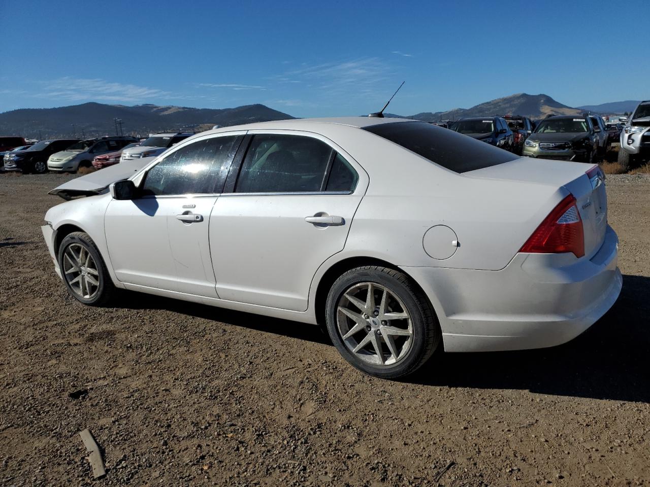 Image 2 of 2011 FORD FUSION SEL 2011 with VIN 3FAHP0JG8BR305944