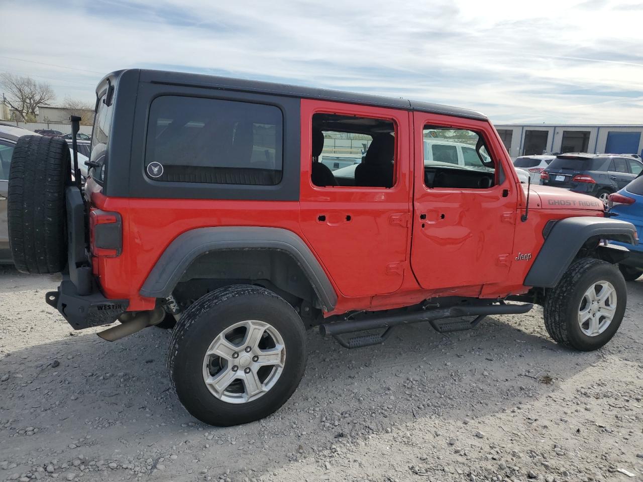 Image 3 of 2018 JEEP WRANGLER UNLIMITED SPORT 2018 with VIN 1C4HJXDG7JW236627
