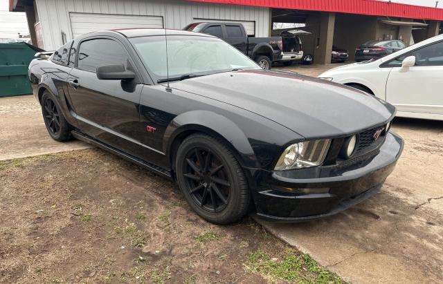 Obraz 1 z 2005 FORD MUSTANG GT 2005 z VIN 1ZVFT82H455104677