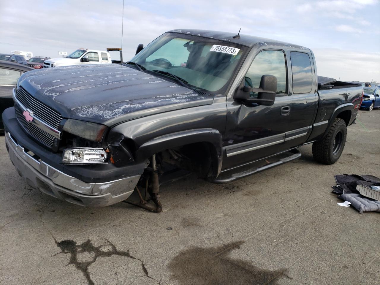 Image 1 of 2003 CHEVROLET SILVERADO K1500 2003 with VIN 2GCEK19T631352835