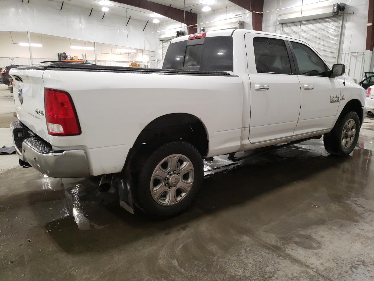 Изображение 3 2016 RAM 2500 SLT 2016 с VIN 3C6UR5DL4GG102990