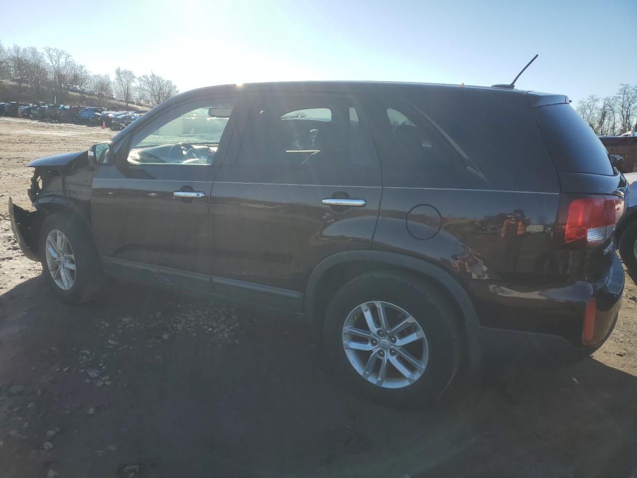 Изображение 2 2014 KIA SORENTO LX 2014 с VIN 5XYKT3A64EG515640