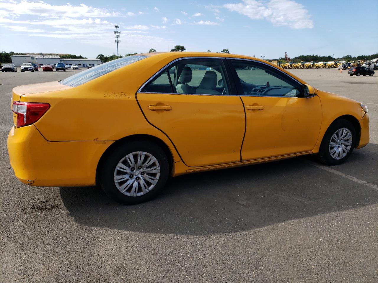 Изображение 3 2014 TOYOTA CAMRY HYBRID 2014 с VIN 4T1BD1FK6EU140917