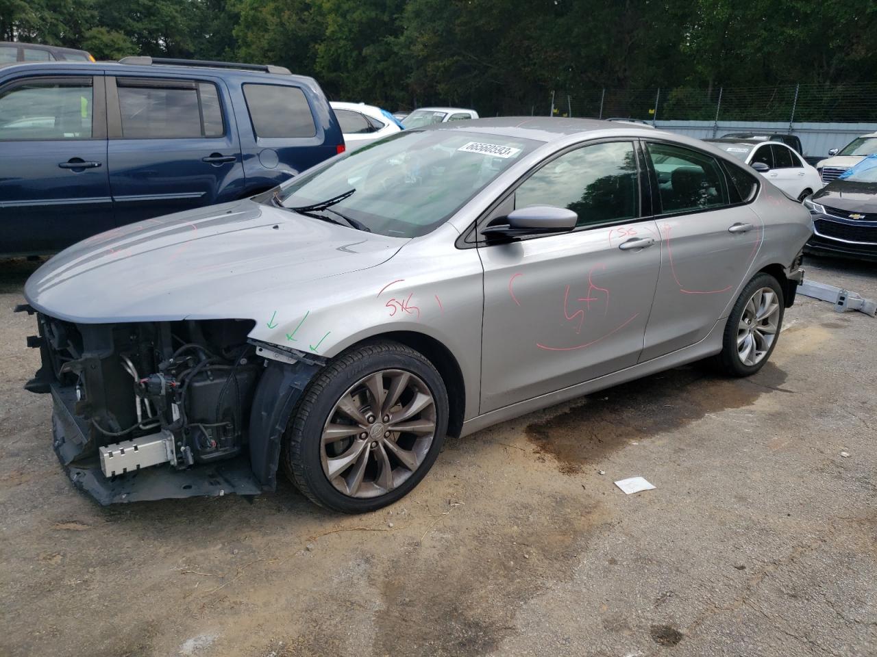 Image 1 of Chrysler 200 S 2015 with VIN 1C3CCCBB2FN670623