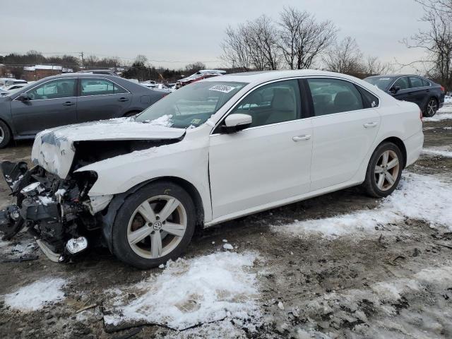 Изображение 2013 VOLKSWAGEN PASSAT SE 2013