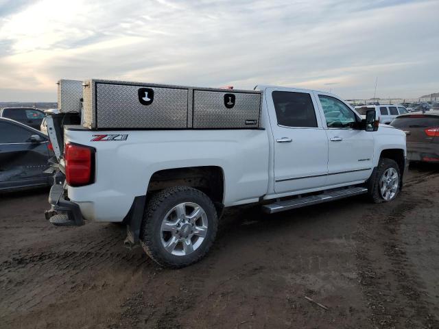 Image 3 of 2018 CHEVROLET SILVERADO K2500 HEAVY DUTY LTZ 2018 with VIN 1GC1KWEY5JF211211