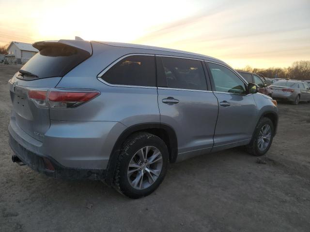 Image 3 of 2014 TOYOTA HIGHLANDER XLE 2014 with VIN 5TDJKRFH1ES022139