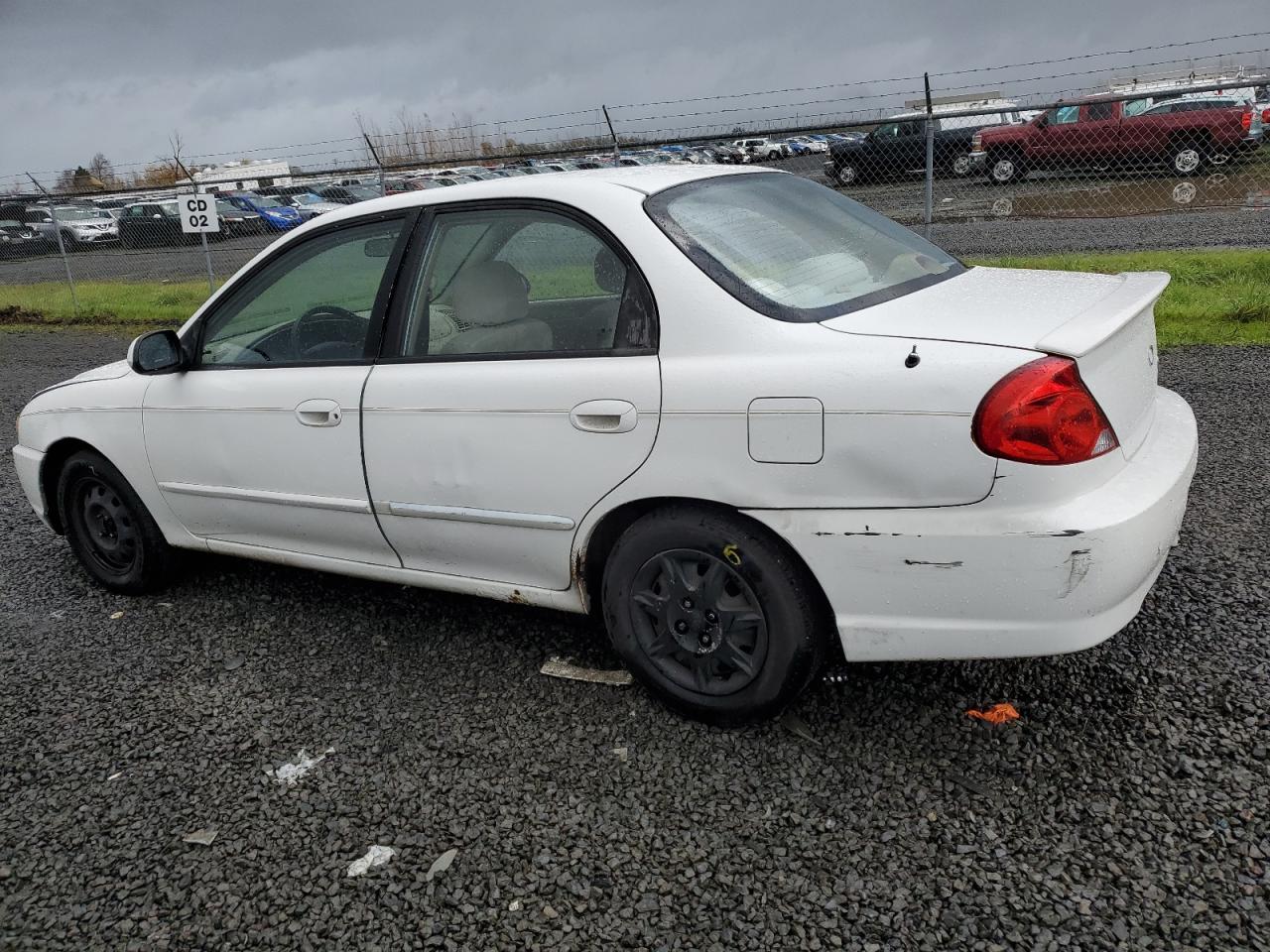 Obraz 2 z 2003 KIA SPECTRA BASE 2003 z VIN KNAFB121435272734