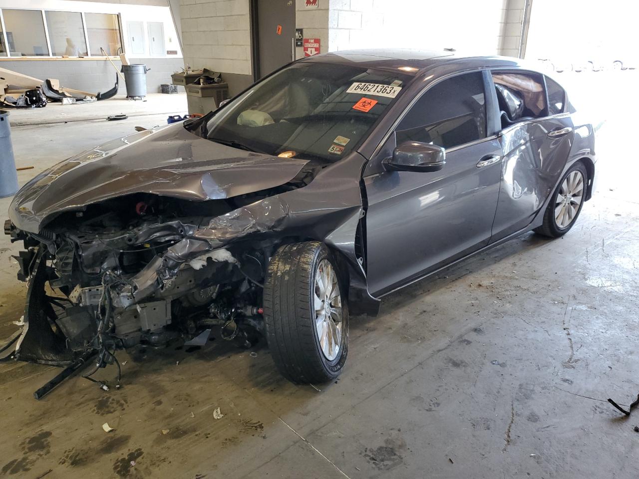 Изображение 1 2015 HONDA ACCORD EX 2015 с VIN 1HGCR2F79FA044456