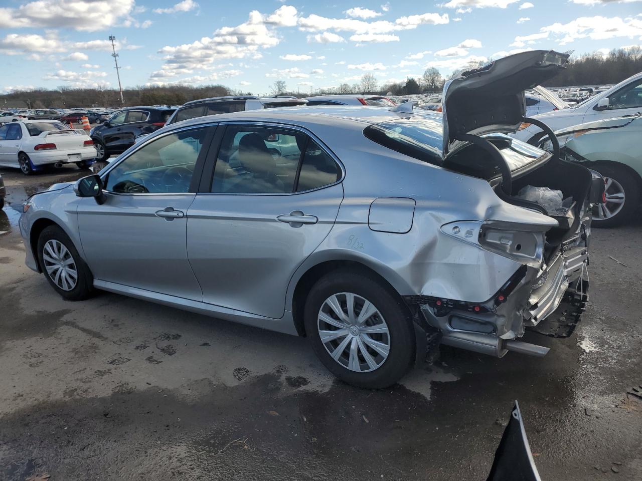 Image 2 of 2023 TOYOTA CAMRY LE 2023 with VIN 4T1C31AK8PU605327