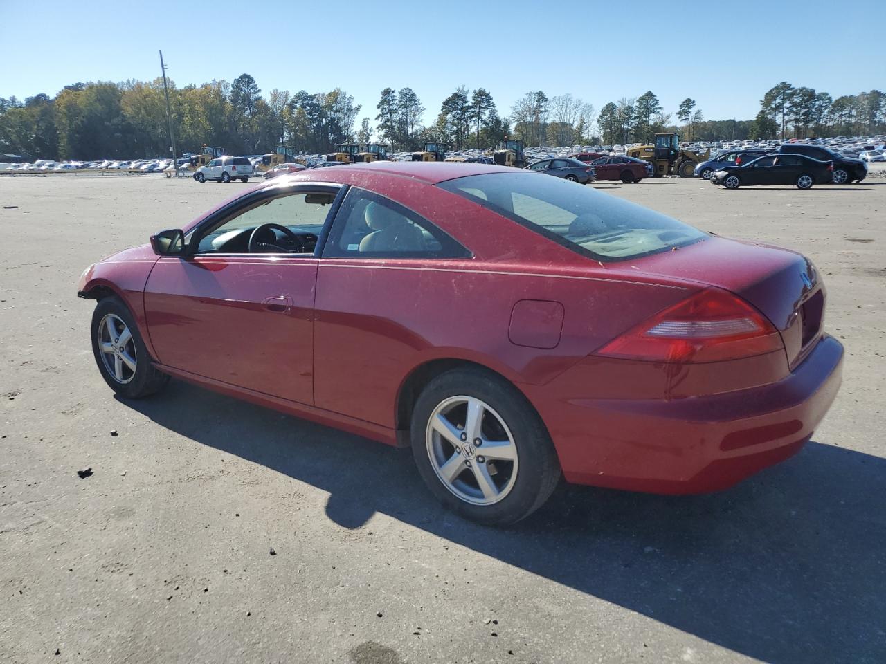 Image 2 of 2004 HONDA ACCORD EX 2004 with VIN 1HGCM72574A018824
