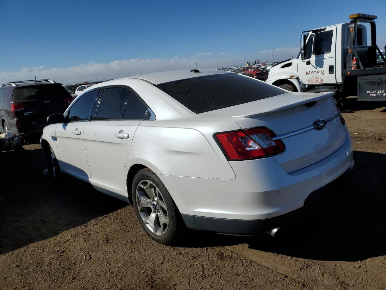 Изображение 2 2011 FORD TAURUS SHO 2011 с VIN 1FAHP2KT5BG183753