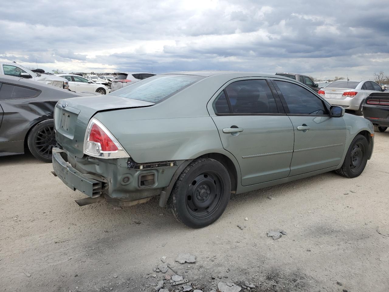 Image 3 of 2006 FORD FUSION SE 2006 with VIN 3FAHP07196R226551