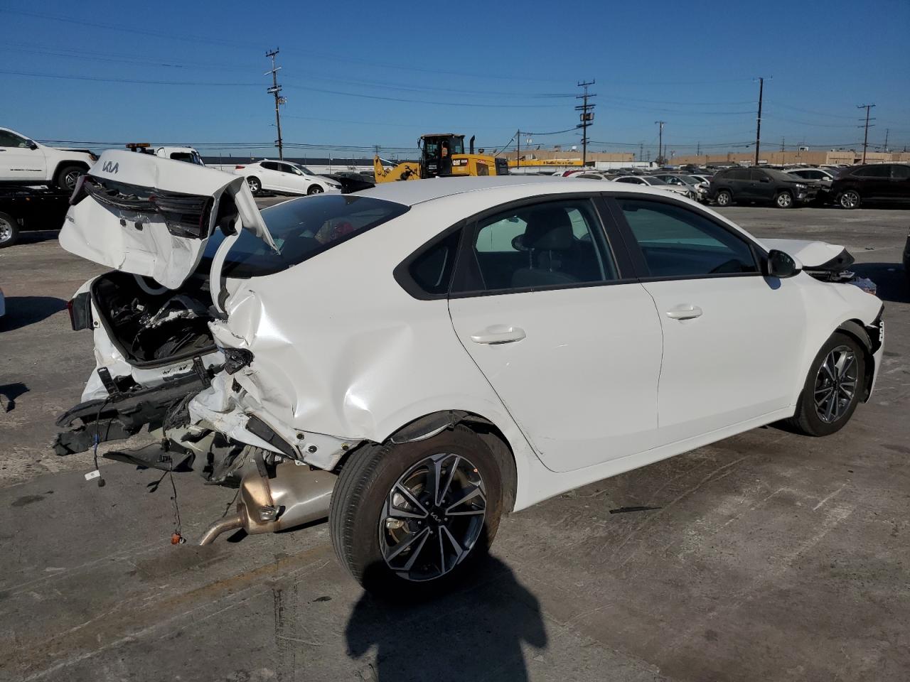 Image 3 of 2023 KIA FORTE LX 2023 with VIN 3KPF24AD4PE524265