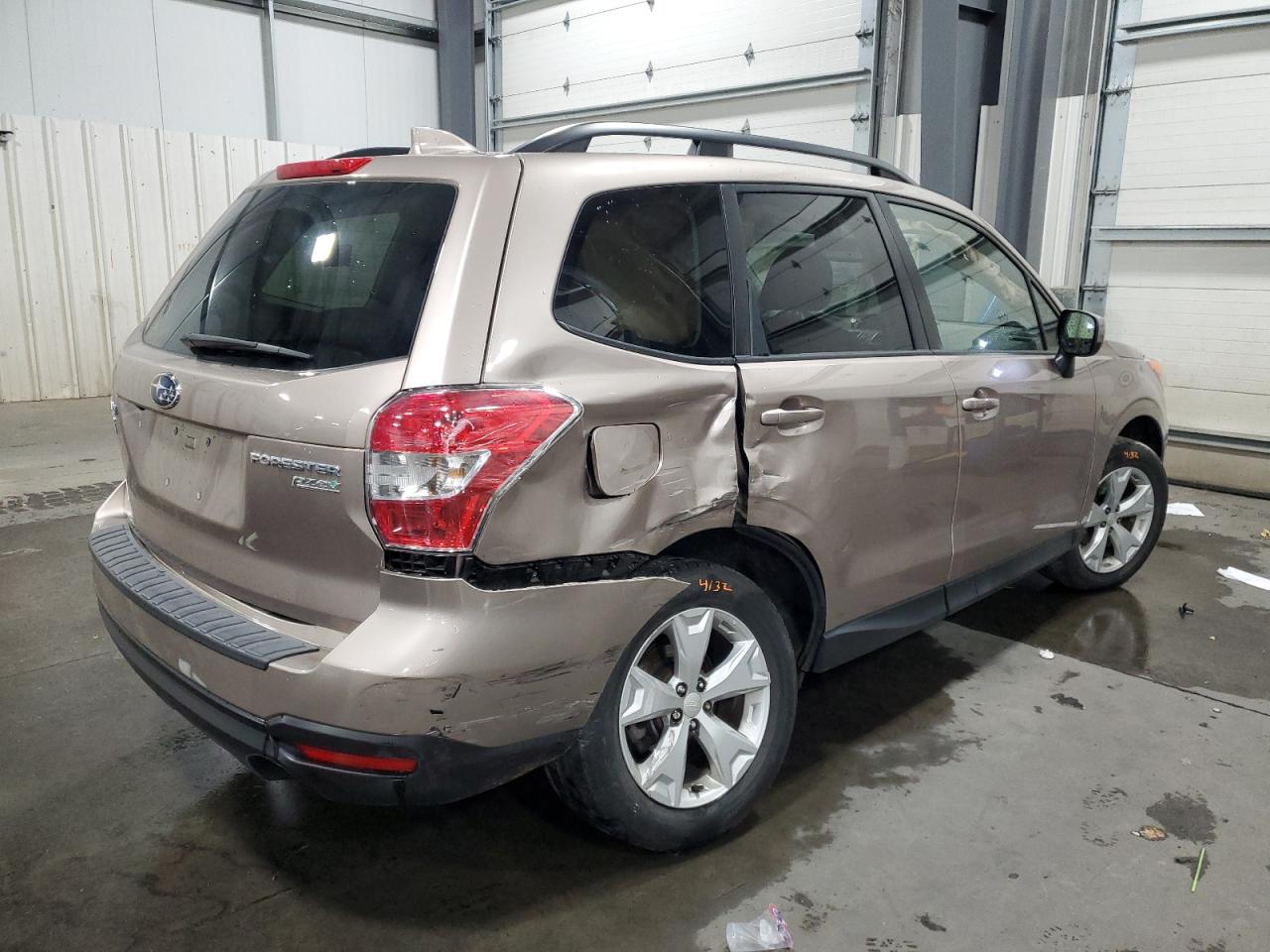 Obraz 3 z 2016 SUBARU FORESTER 2.5I PREMIUM 2016 z VIN JF2SJADC8GH494945