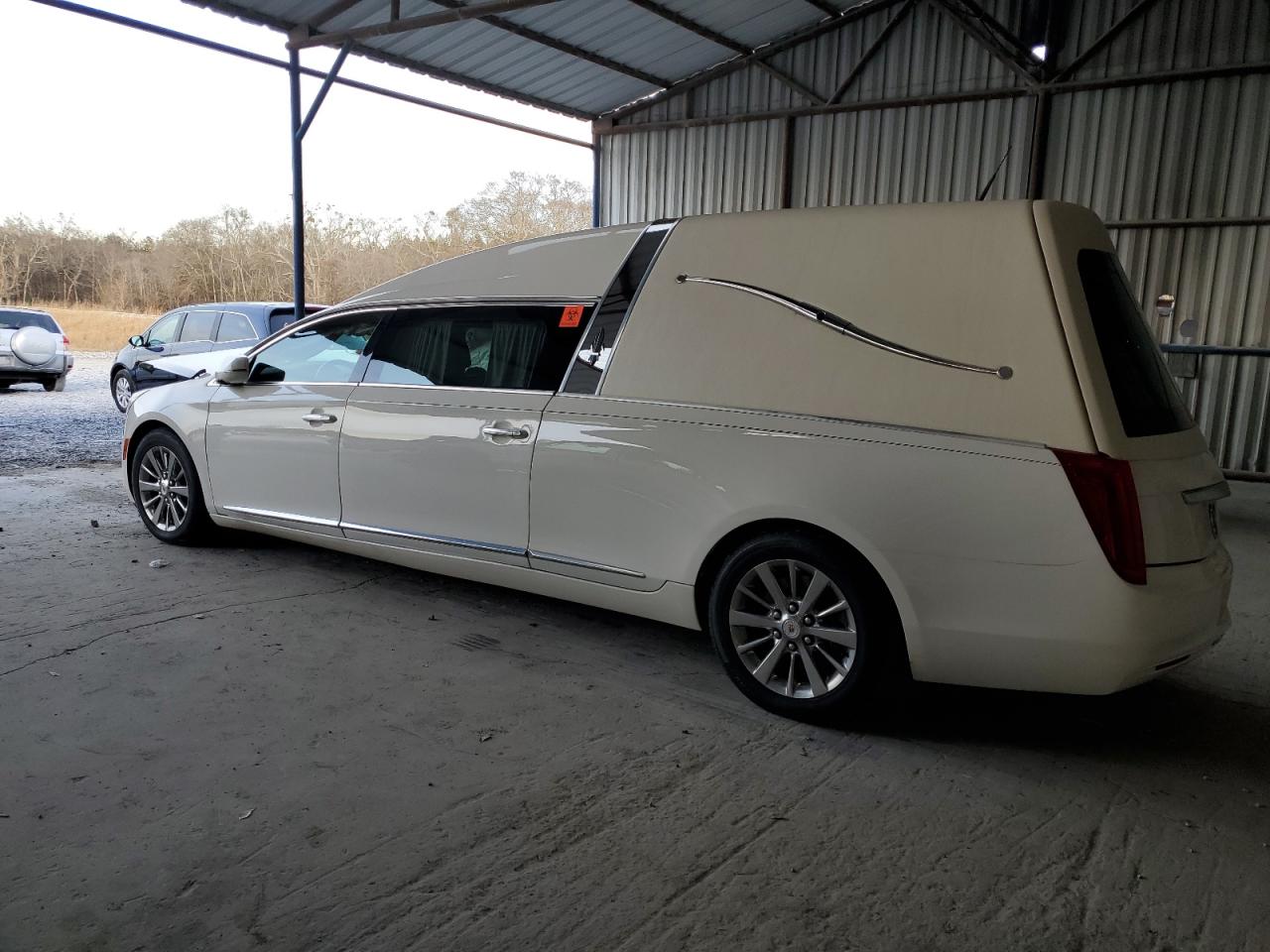 Obraz 2 z 2013 CADILLAC XTS FUNERAL COACH 2013 z VIN 2GEXG7U31D9500517