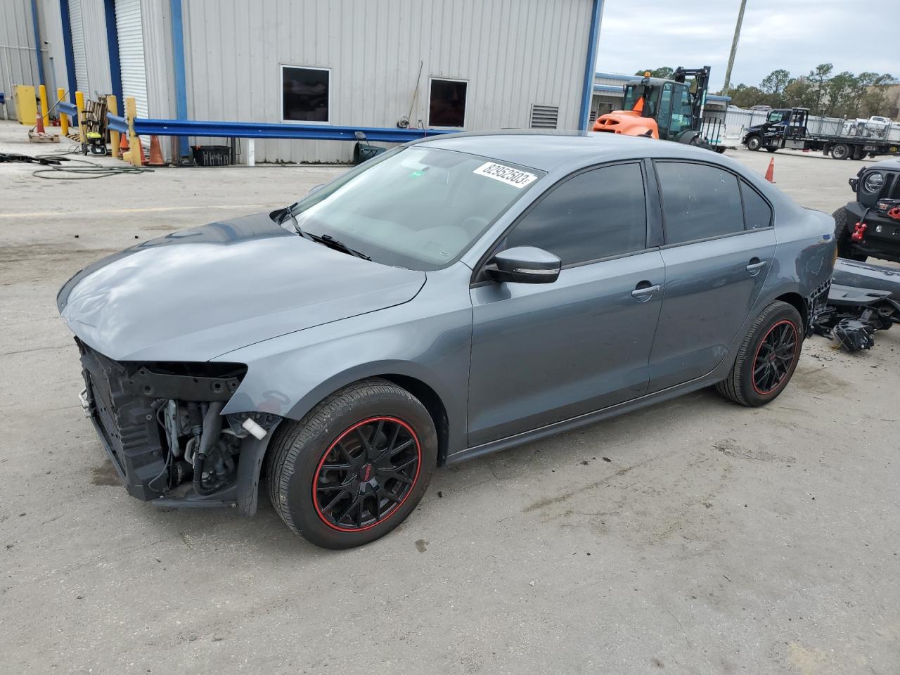 Image 1 of 2014 VOLKSWAGEN JETTA SE 2014 with VIN 3VWD17AJ4EM295491