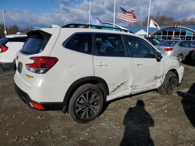 Image 3 of 2023 SUBARU FORESTER LIMITED 2023 with VIN JF2SKAPC9PH536712