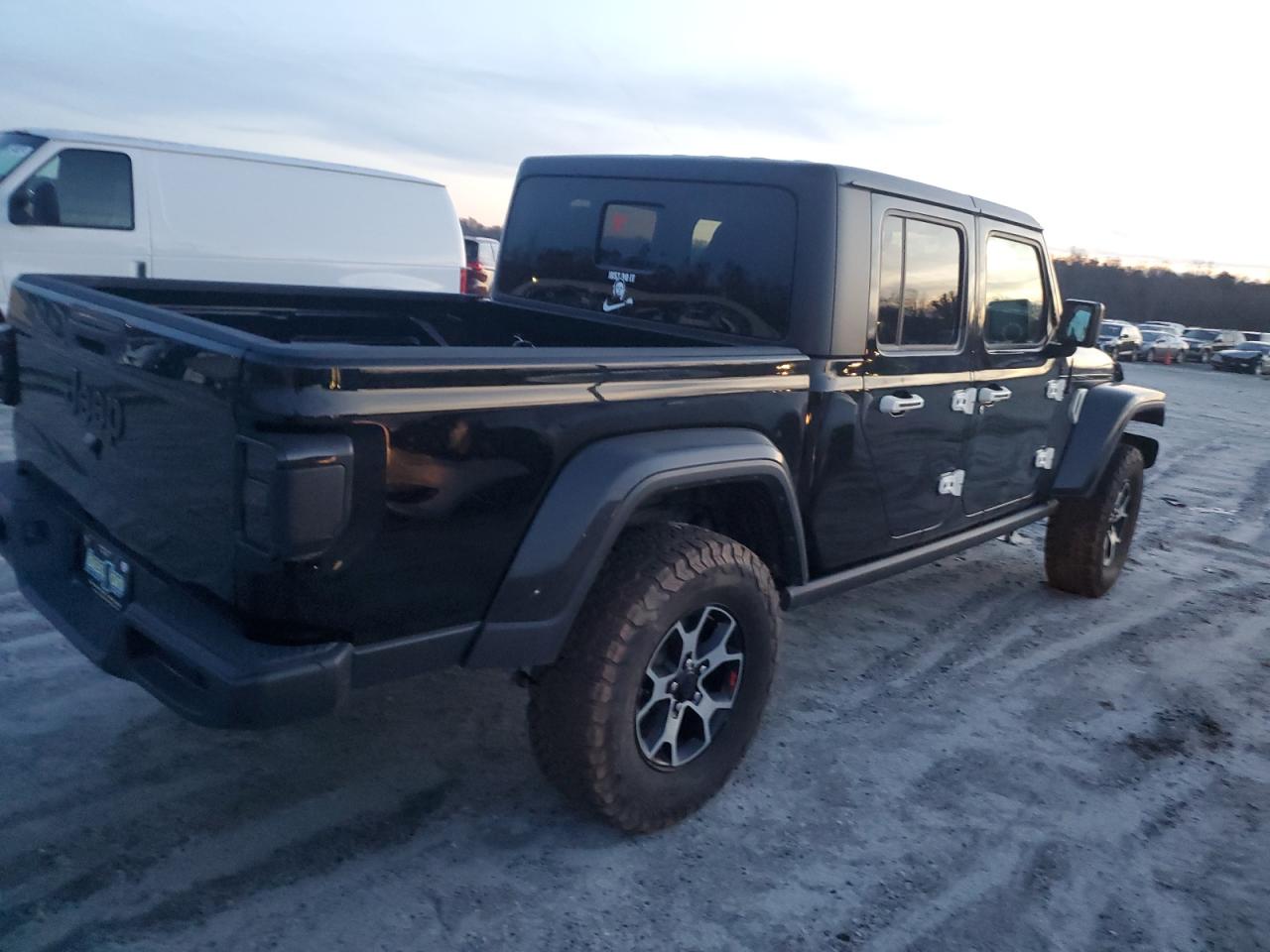 Image 3 of 2022 JEEP GLADIATOR SPORT 2022 with VIN 1C6HJTAG3NL139212