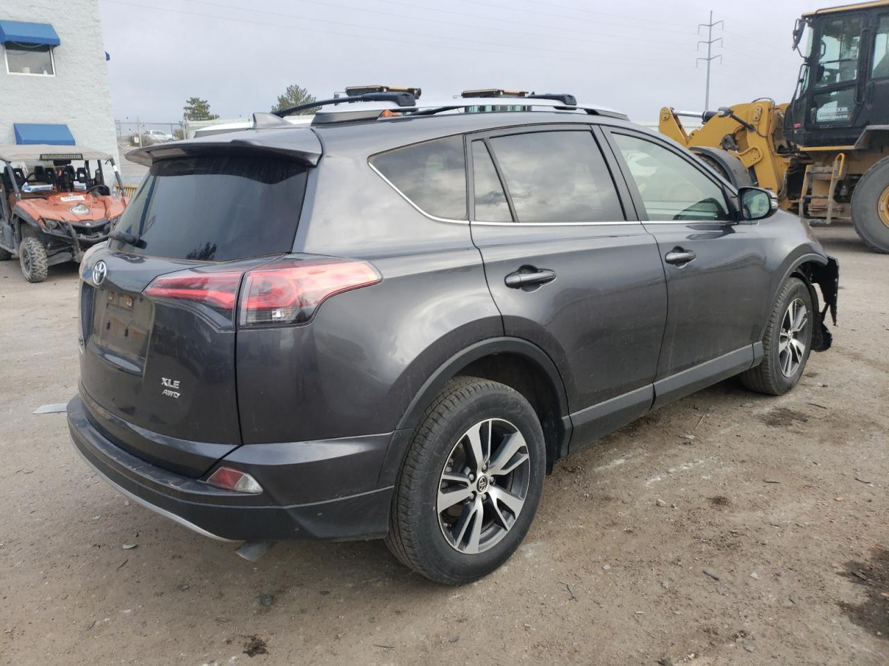 Obraz 3 z 2018 TOYOTA RAV4 ADVENTURE 2018 z VIN JTMRFREV6JJ748214