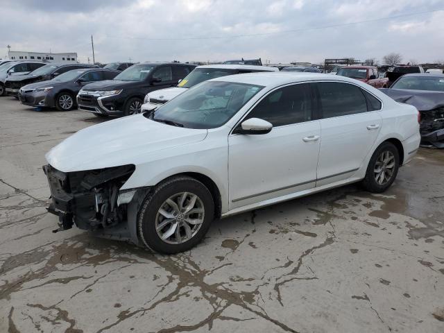 Изображение 1 2017 VOLKSWAGEN PASSAT S 2017 с VIN 1VWAT7A38HC075646