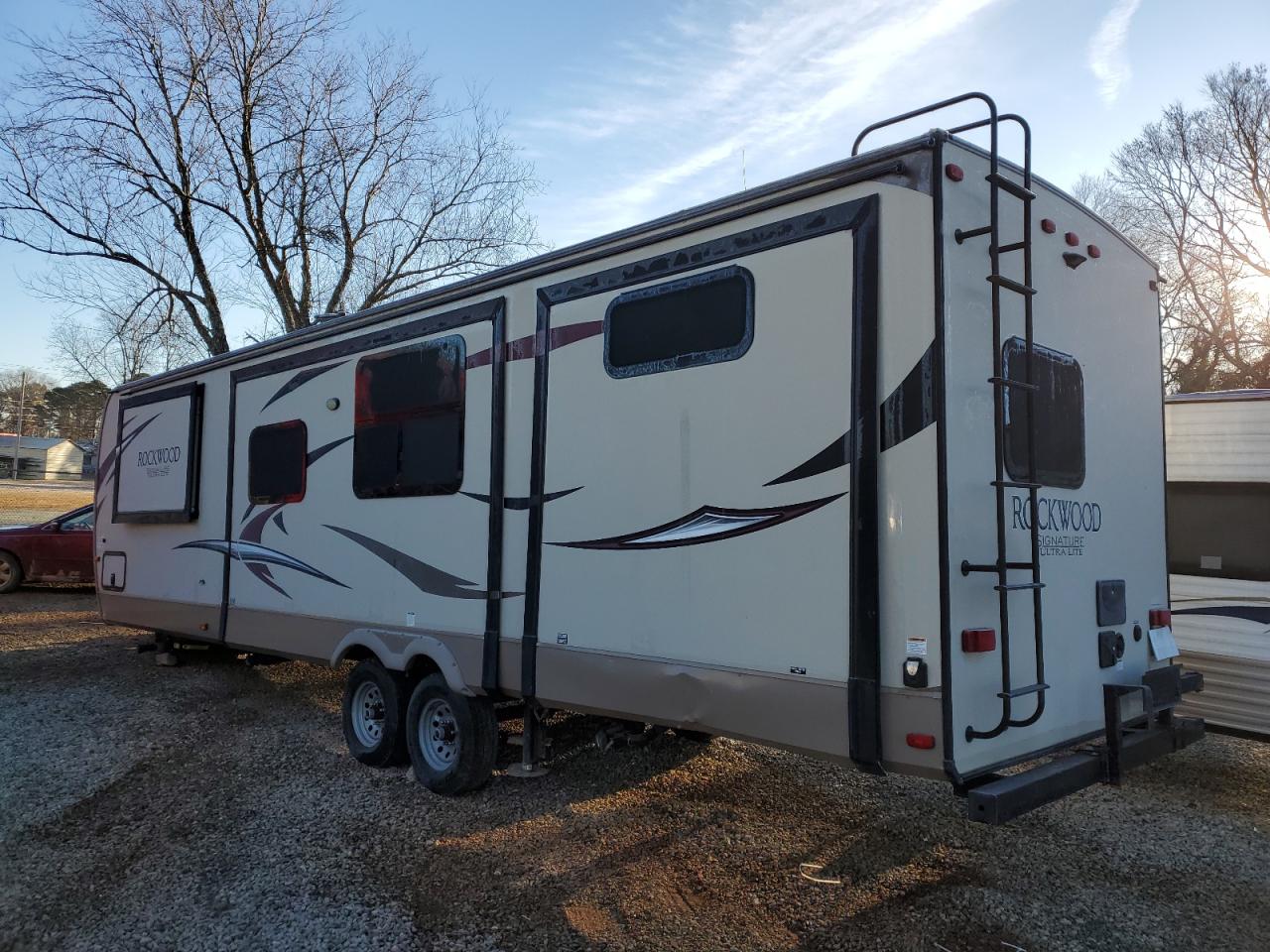 Obraz 3 z 2018 WILDWOOD ROCKWOOD 2018 z VIN 4X4TRLH29J1879515